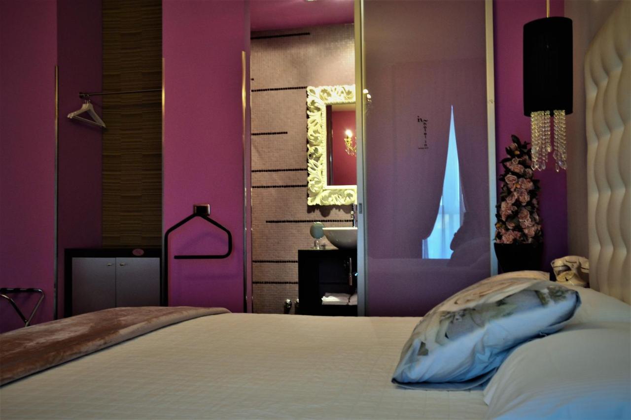 Hotel In - Lounge Room Cazzago  Esterno foto