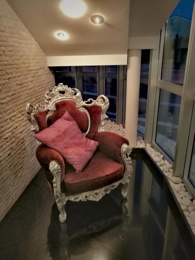 Hotel In - Lounge Room Cazzago  Esterno foto