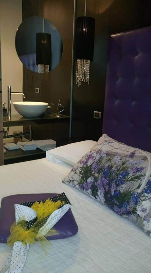 Hotel In - Lounge Room Cazzago  Esterno foto