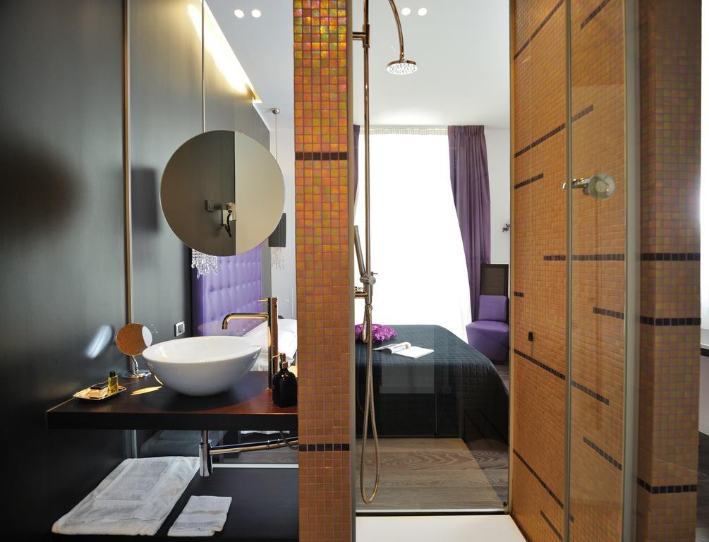 Hotel In - Lounge Room Cazzago  Esterno foto