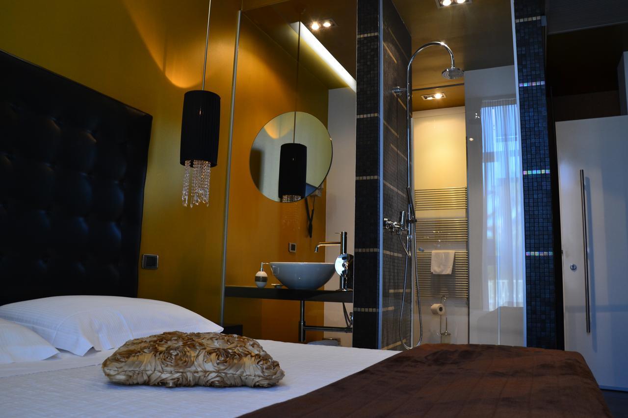 Hotel In - Lounge Room Cazzago  Esterno foto