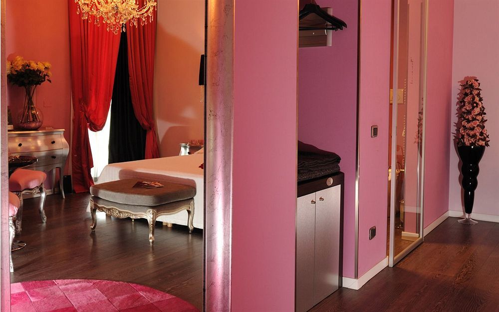 Hotel In - Lounge Room Cazzago  Esterno foto